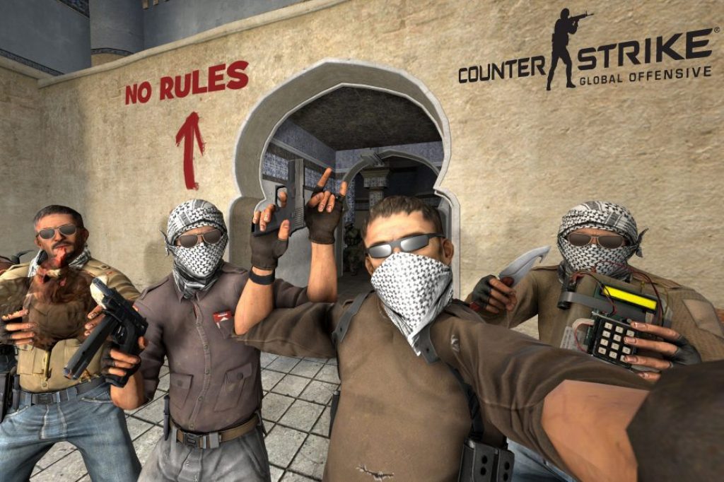 Рейтинг CS:GO обрушился после перехода на free-to-play